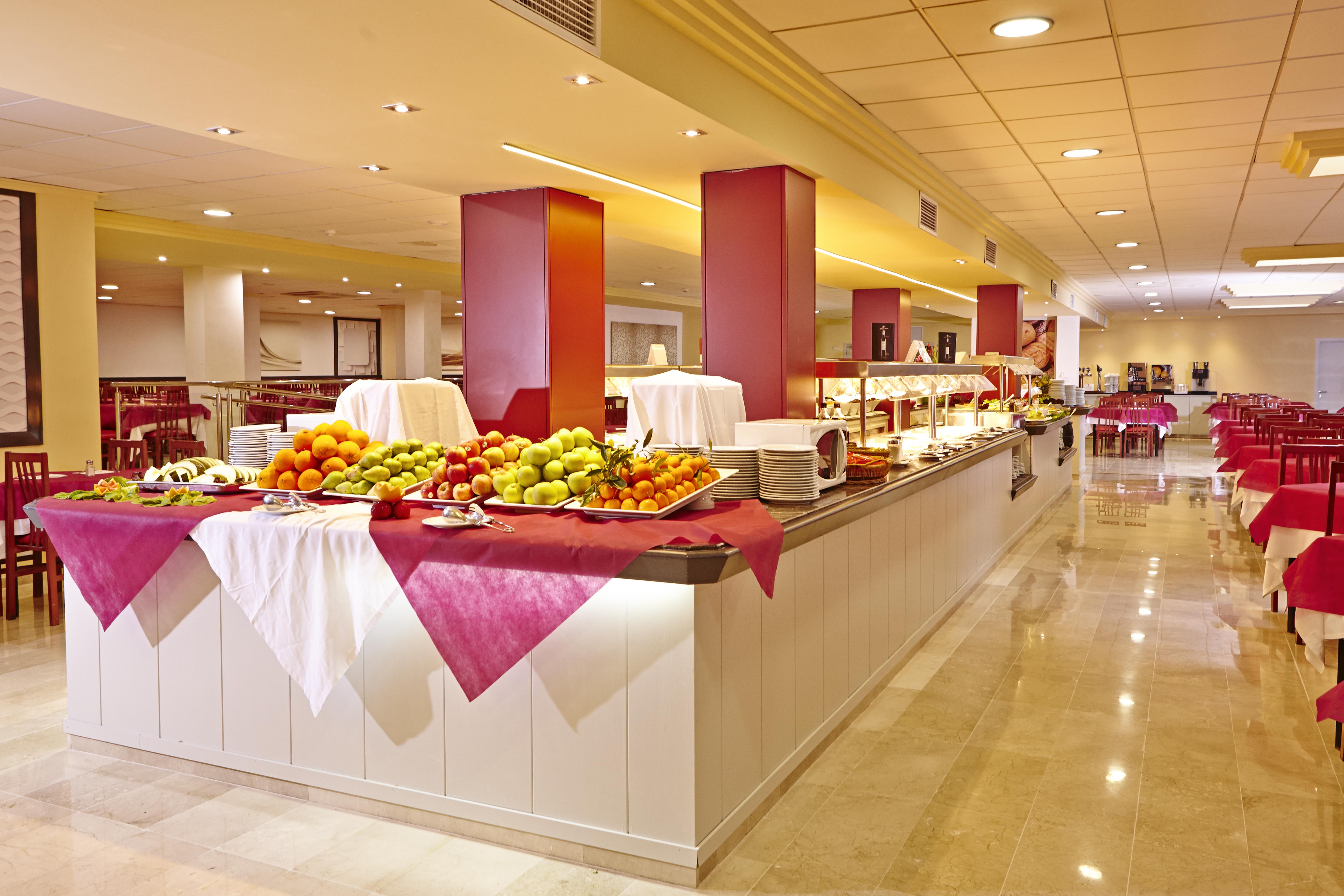 Sahara Nubia Gobi 호텔 Ses Cadenes 외부 사진 A buffet at a hotel