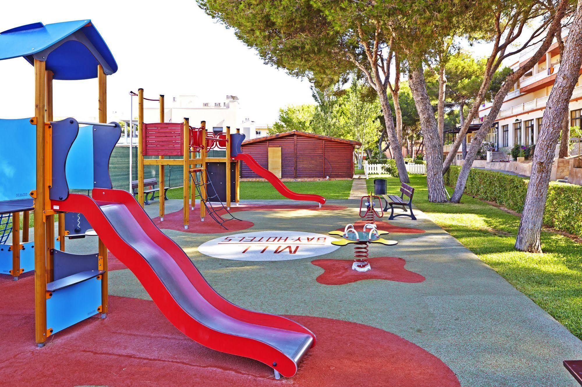 Sahara Nubia Gobi 호텔 Ses Cadenes 외부 사진 Playground